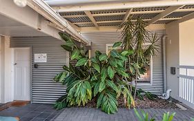 Gawler Townhouses 1C , 1 Queen Bed